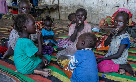 World News in Brief: Latest Sudan fighting displaces thousands, second malaria vaccine, Russian dissidents ‘disappeared’